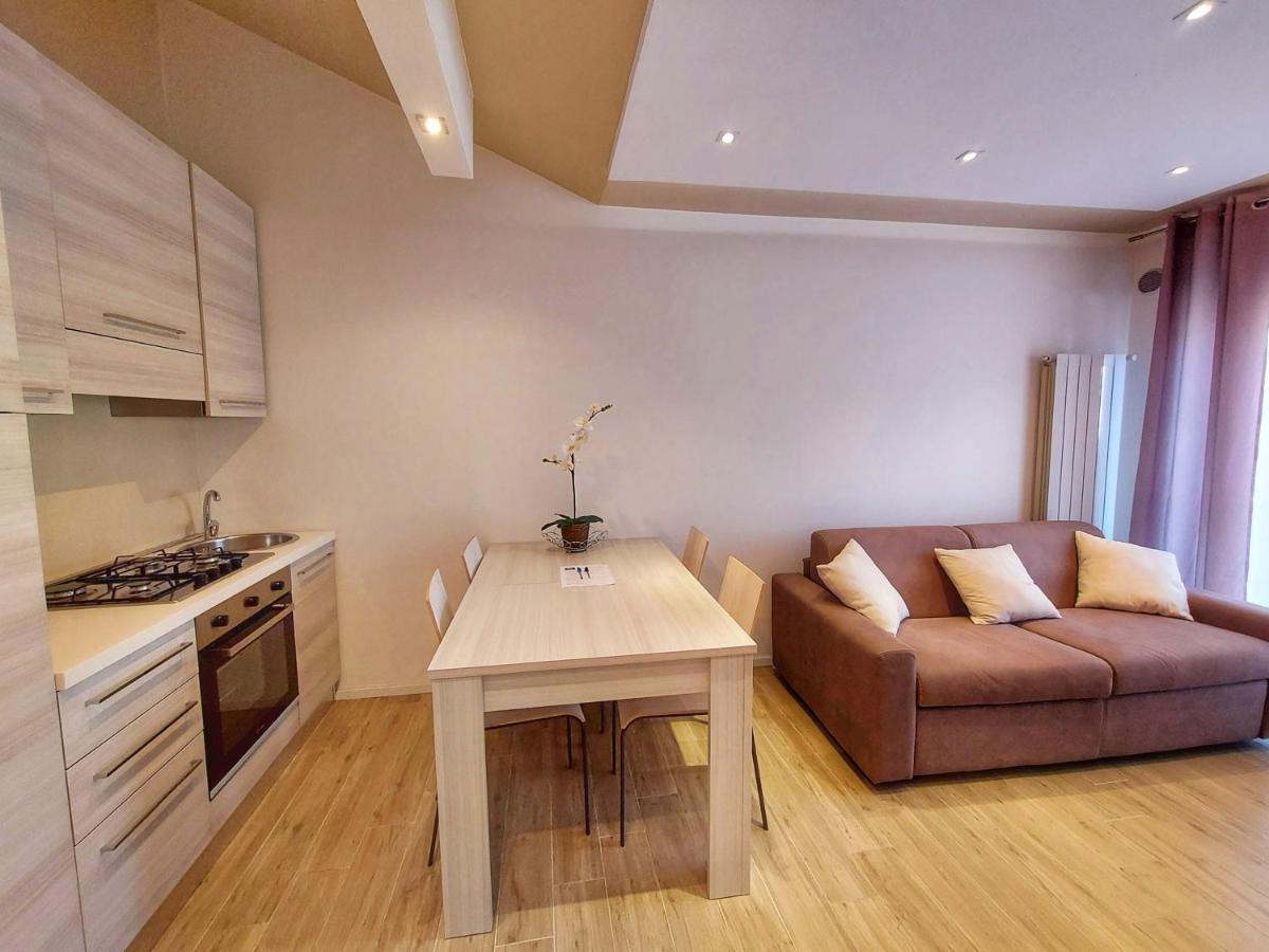 דירות קסטל די סנגרו La Ginestra C&B House מראה חיצוני תמונה